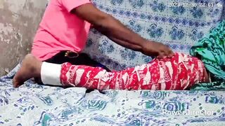 Horny Indian nurse & doctor fuck in the bedroom