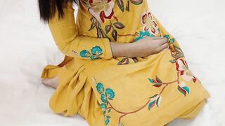 Dirty Desi Chachi Ki Moti Gand Chudai with Big Ass and Dirty Audio - 3 image