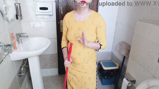 Kamwali Bai gets her tight asian ass hammered hard in rough homemade video