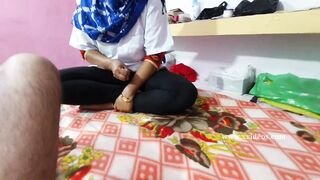 Desi Indian Bhabhi Girl gets her pussy drilled by Indian Doctor & Nurse in a hospital - 2 image