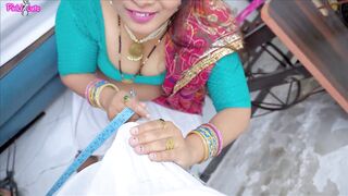 Indian Bahu takes hard fucking in her hairy pussy by Sasur ji, who gives her a close-up view - 4 image