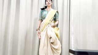 Indian Bhabhi Gym Teacher gets her perfect pussy creamed in rough dildo session