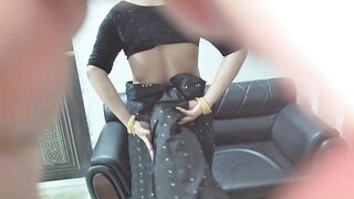 Hot Desi Boss Mojace gets her Indian husband off with her big ass & blowjob skills