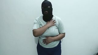 Watch Desi babe Rohini's big natural tits bounce in a homemade video chat