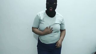 Watch Desi babe Rohini's big natural tits bounce in a homemade video chat