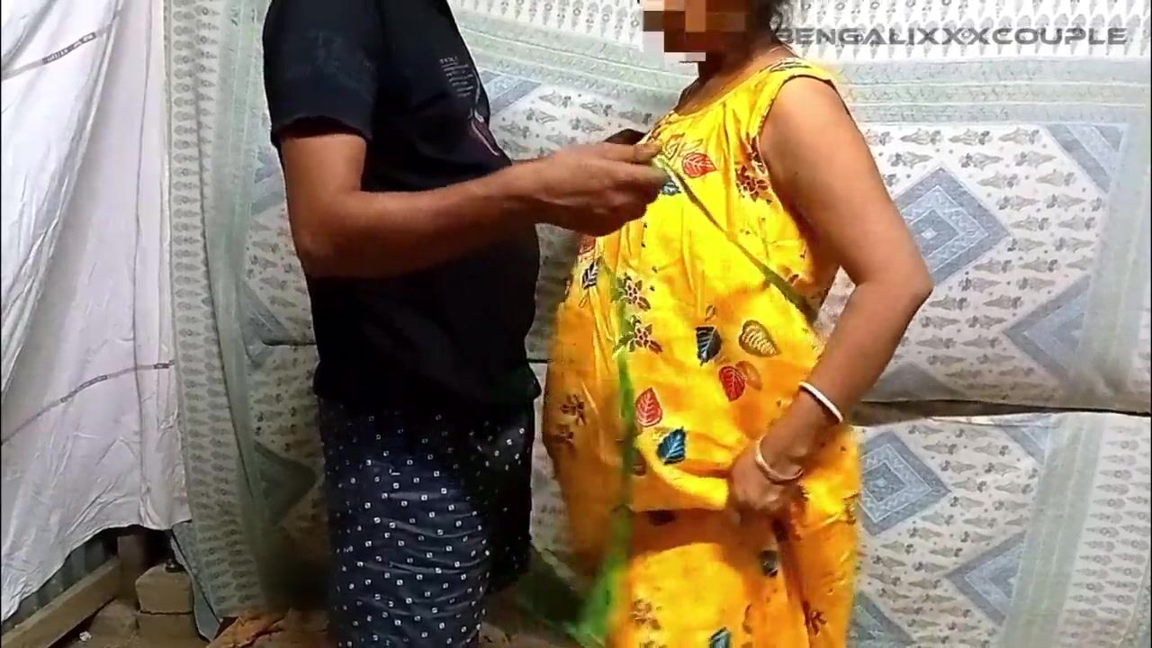 Everbest Indian hot bhabhi amazing XXX sex With Tailor Master!! Hindi sex  watch online