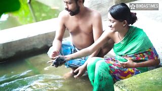 Kaamwali Bai ke sath Outdoor Masti Doodh Nikal ke ( Hindi Audio ) - 3 image