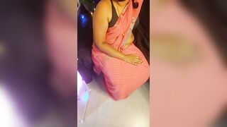 Pink saree seduction by tamil mum - 4 image