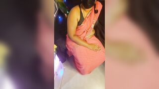Pink saree seduction by tamil mum - 6 image