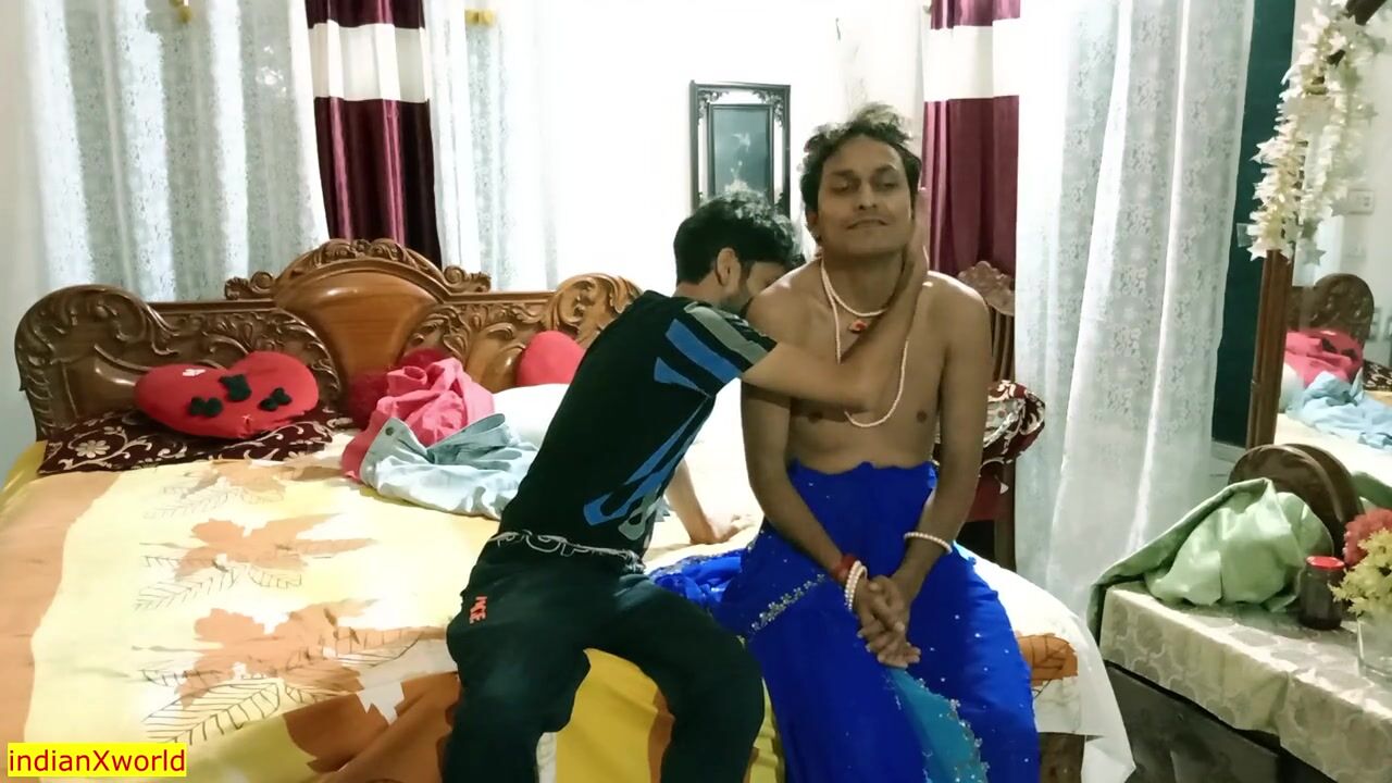 Desi hot big boobs girlfriend shared and hardcore fuck!! Hindi threesome sex watch online image