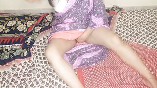 Aunty sapne mein beta ka sath chutai deka phir uska lund chusa - 3 image