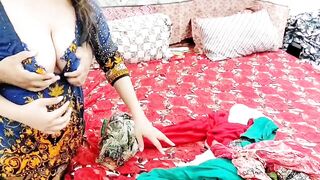 XXX Desi Maid Flashing Boobs And Seducing Her Boss Gone Into Sexual With Clear Hindi Audio Dirty Talking - 5 image