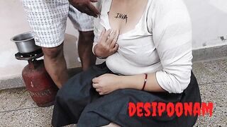 Desi poonam hard fucked in kitchen