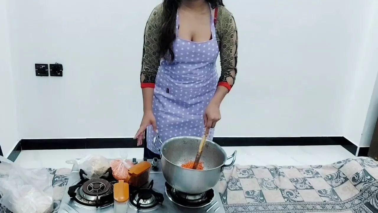 Pakistani Village Wife Has Anal Sex In Kitchen While She Is Cooking With  Clear Hindi Audio watch online