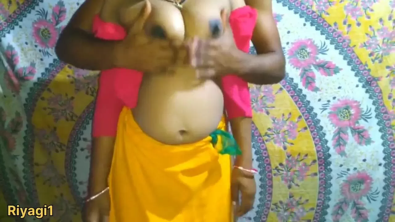 New Indian beautiful sexy bhabhi watch online