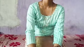 Apne He Indian Desi Stepsister Ko Bhai Ne Torcher Karke Choda Clear Hindi Audio - 3 - 5 image
