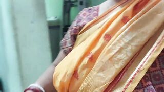 Today Salu Bhabhi was looking hot in a yellow saree. husband fucks a lot - 3 image