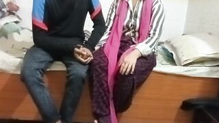 Choti saali ko jija ne choda pheli baar. - 3 image