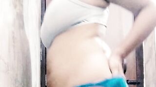 Gandi wali hindi audio Bhabhi ko maje deker choda - 7 image