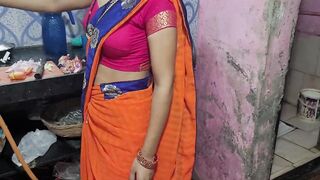 Desi bhabhi kitchen me khana bana rahi thi tabhi devar ne piche le bhabhi ki - 5 image