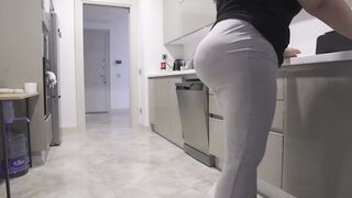 My big-ass stepmother turns me on so much. - 15 image