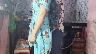 Desi ladaki ne kichen me apane devar ke sath kiya sex - 7 image