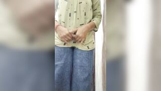 Desi Dirty riya gets huge navel fingering from In bathroom Sex Scene - 10 image