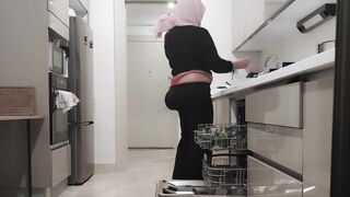 My stepmother's thong doesn't fit her big ass. - 7 image