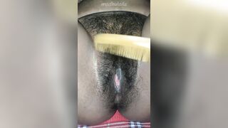 MADHU LAILA desi indian bhabhi shaving pussy - 3 image