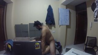 mi bella milf viene de visita y terminamos haciendo el amor toda la tarde parte 1 - 1 image