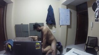 mi bella milf viene de visita y terminamos haciendo el amor toda la tarde parte 1 - 8 image