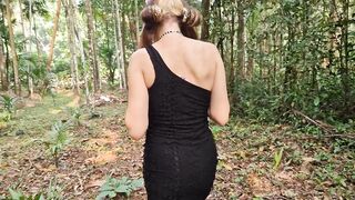 Beauty shows tits and pussy in the Jungle - 3 image