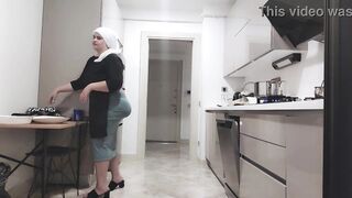 I love watching my stepmother at work - 8 image