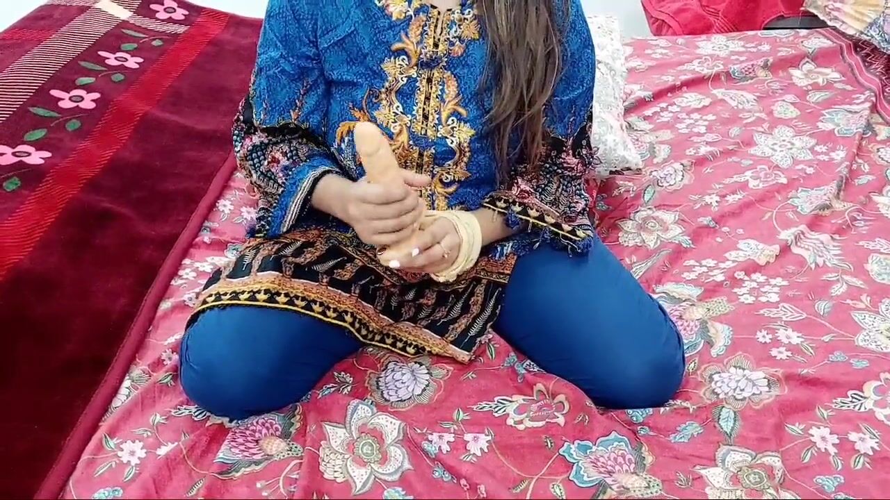 Pakistani Girl Doing Roleplay Giving Jerk Of Instruction On Video Call  watch online