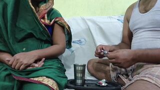 Desi bhabhi apane sasur ke liye dawai lekar shi tabhi sasur ne choda - 1 image