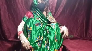 Pahli bar bhabhi green sharre me hard chudai - 1 image