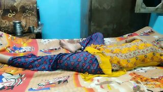 bobby bhabhi ki jabardast chudai video, Indian hot girl was fucked by her brother-in-law - 1 image