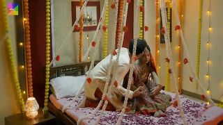 Saadi ki Raat first honeymoon sex video of husband and wife - 2 image