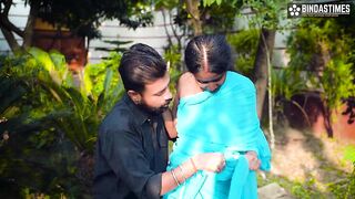 Desi Majdur Ki Patni ke sath kaam dene ke bahane Malik ne Doodh Nikal Nikal Ke Khub pela Ghar ke Bahar ( Hindi Audio ) - 5 image