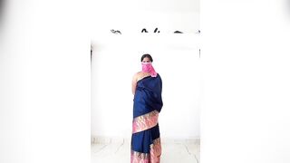 Tamil wife Swetha blouse less saree show - 7 image