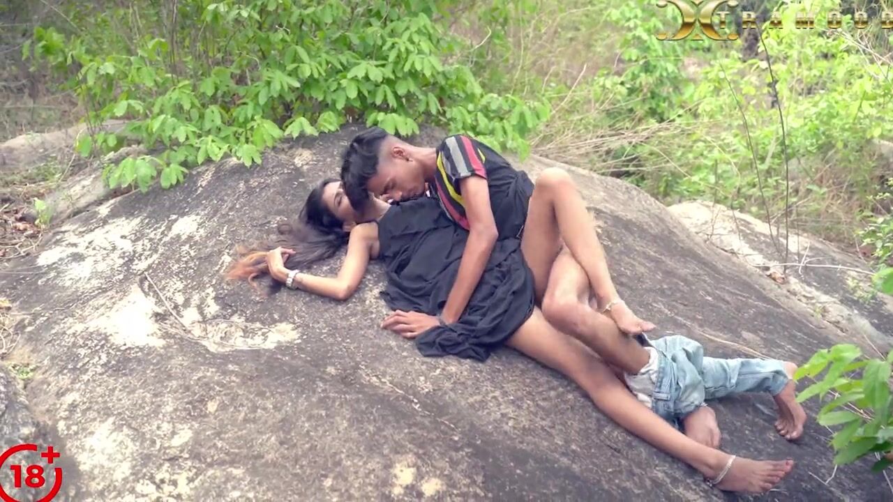 A SEXY DESI JUNGLE SEX OF LOVELY COUPLE, HARDCORE DESI SEX watch online