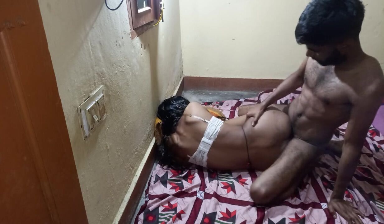 Indian teen Village desi wife nude sex in night watch online