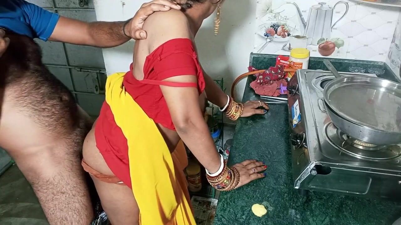 Food Fucking - Owner Rough Fucking Maid Girl Who Cooking Food In Kitchen Porn In Hindi  Voice watch online